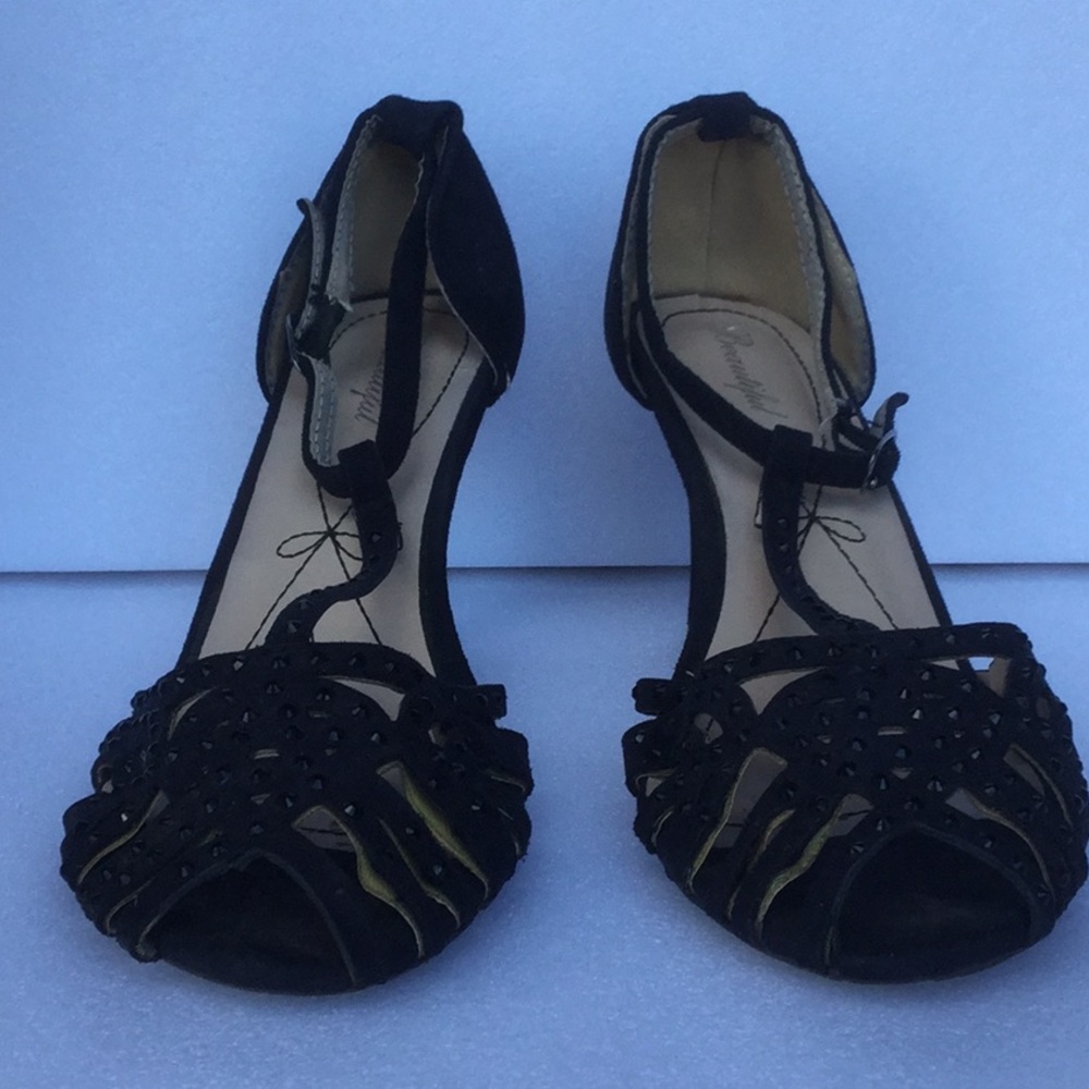 Beautiful caged black jeweled high heels SZ 39